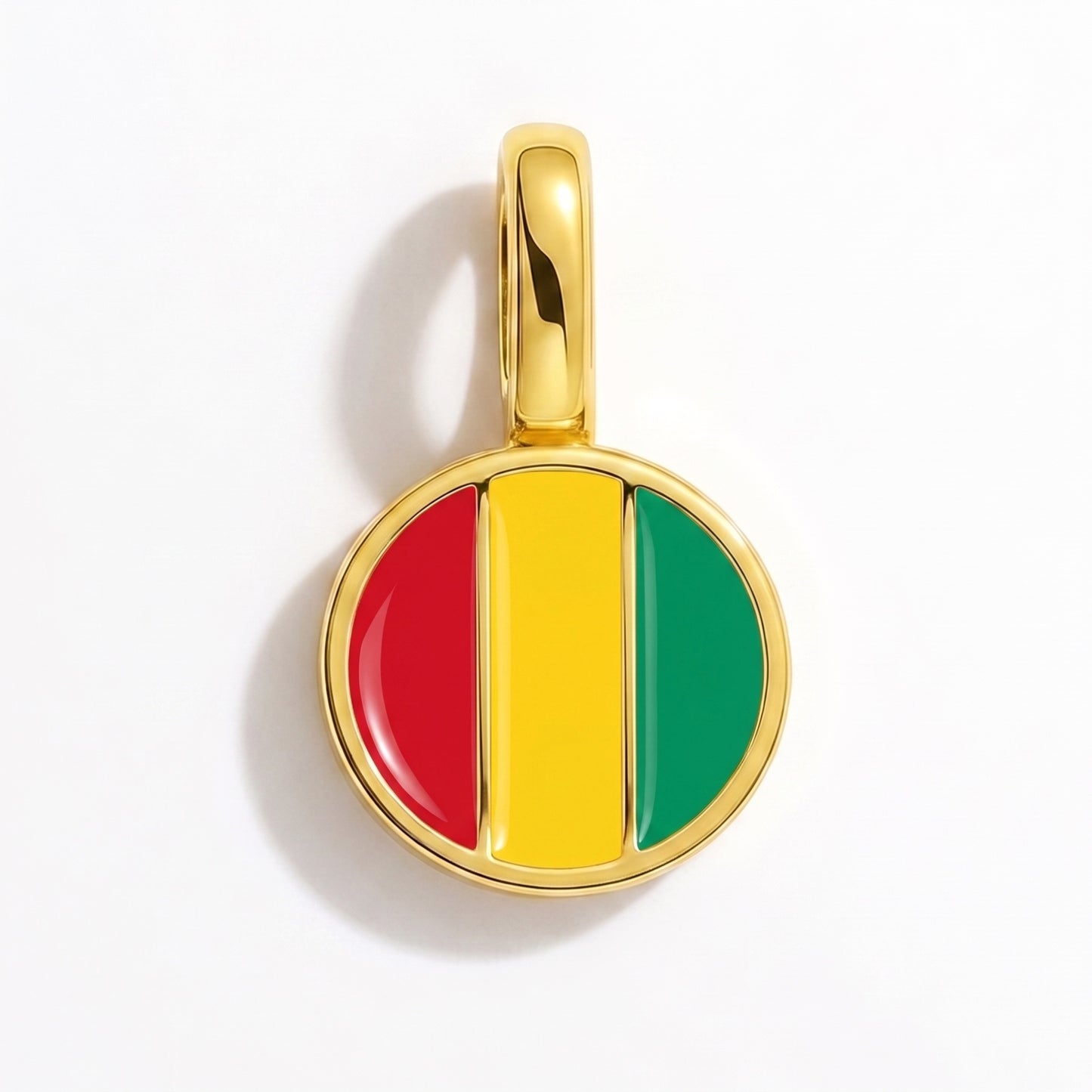 Charm bandera Guinea – redonda oro