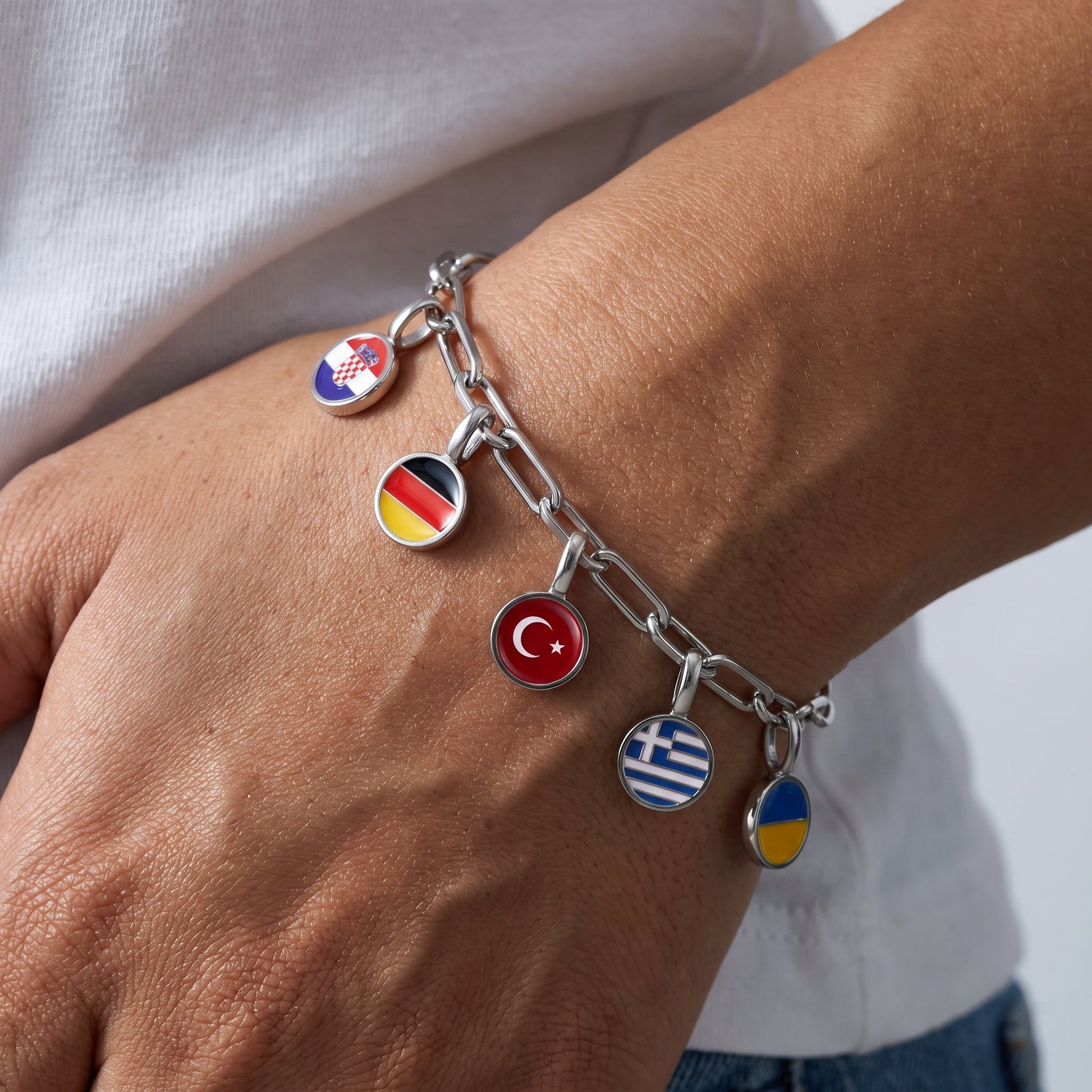 Pulsera con Charms de Países – Plata