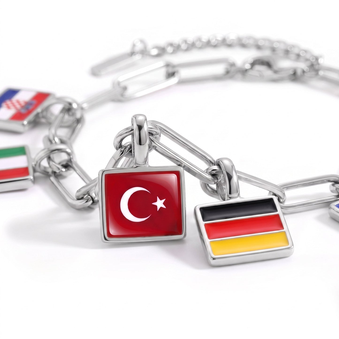 Pulsera con Charms de Países – Plata