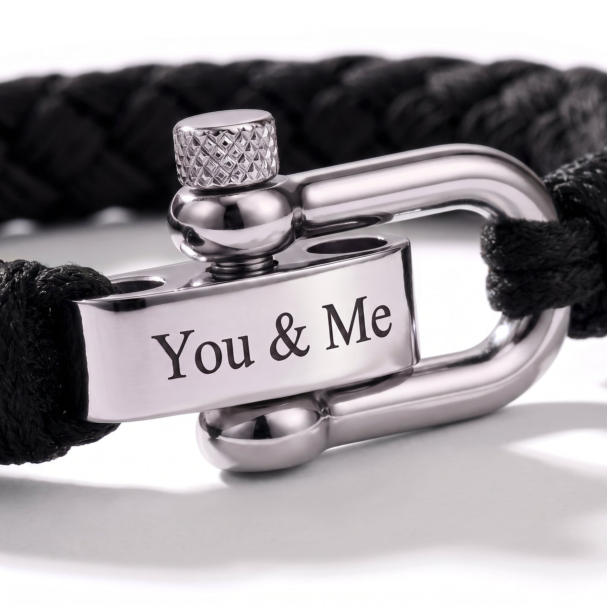 Pulsera Trenzada con Grabado