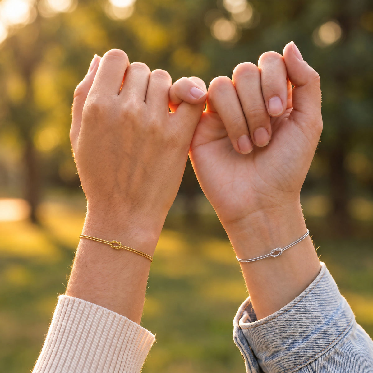 Pulsera de nudo eterno – oro y plata – mejores amigas, promesa de meñiques